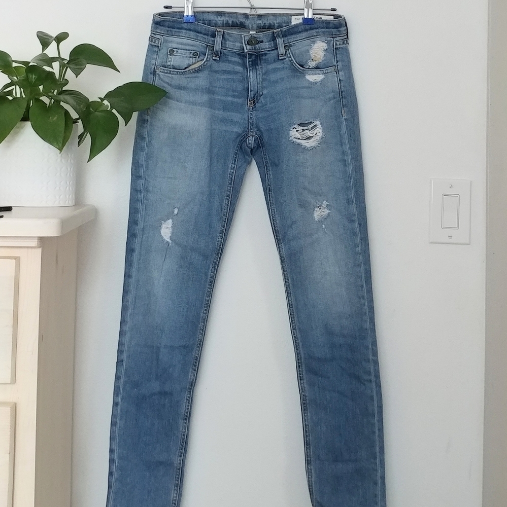 ⭐Rag and Bone Dre low rise Distressed Jeans 25